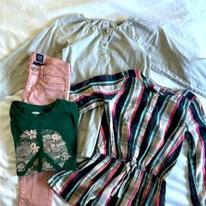 Gap Denim Size 6 - Winter Bundle - 3 Tops / 1 Gap Jean
